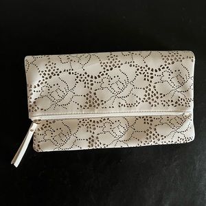 Urban Expressions Locket Clutch